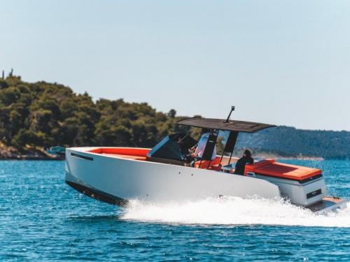 Yacht D28 Open Yachtcharter in Seget