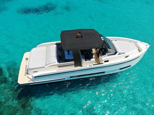 Yacht D36 for hire in Santa Eularia des Riu Yacht D36 for hire in Santa Eularia des Riu