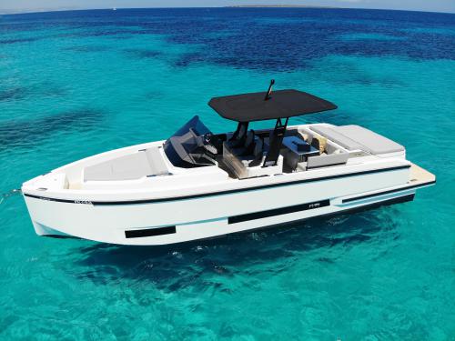 Yacht D36 chartern in Santa Eularia des Riu