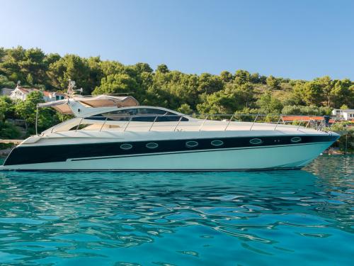 Motor yacht Dalla Pieta 48 HT for rent in Split