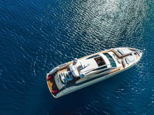 Motorboot Dalla Pieta 72 HT chartern in ACI Marina Split