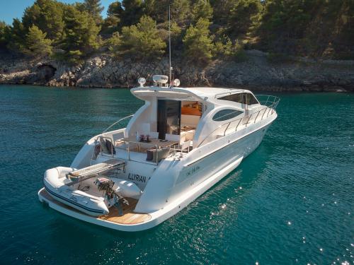 Motorboot DC 16 SL chartern in Kastel Gomilica