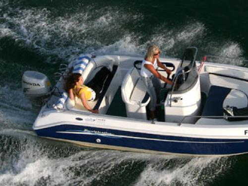 Motorboat EMI 19 for charter in Unteruhldingen