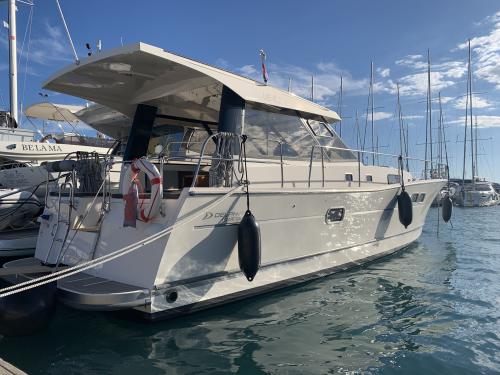 Motor yacht Escape 1350 available for charter in ACI Marina Trogir