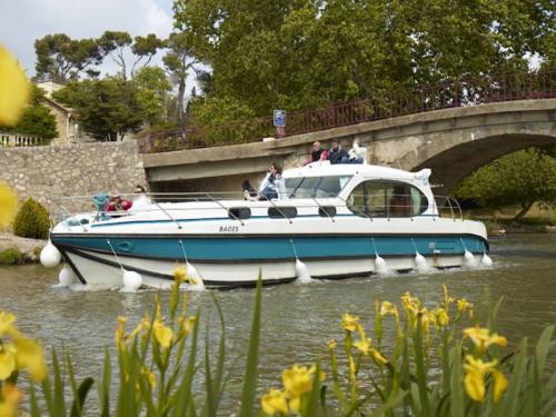 Hausboot Estivale Octo Yachtcharter in Brienon sur Armancon