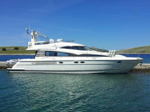 Yacht Fairline Squadron 52 for hire in Ornos Marina