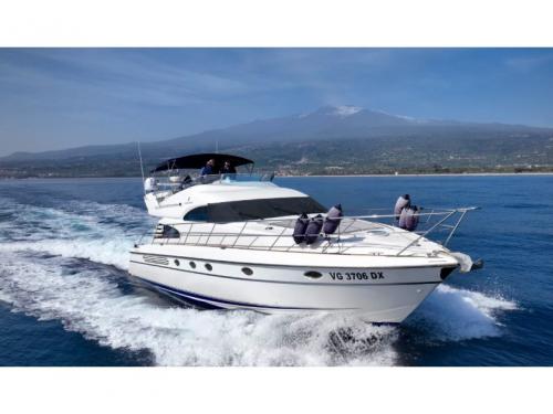 Motor yacht Fairline Squadron 55 available for charter in Riposto