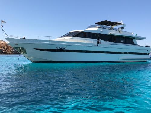 Yacht Falcon 76 available for charter in Portisco