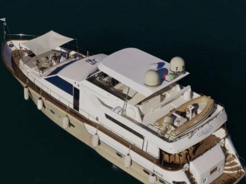 Motorboat Falcon 80 Fly available for charter in Salerno