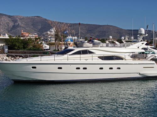 Motor yacht Ferretti 57 Fly available for charter in Athens
