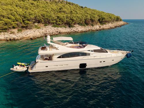 Motoryacht Ferretti 731 Yachtcharter in Tribunj