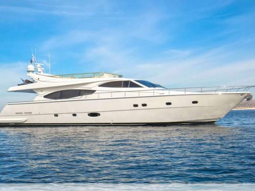 Motorboat Ferretti 77 for charter in Tourlos