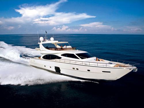 Motorboat Ferretti 780 for rent in ACI Marina Split
