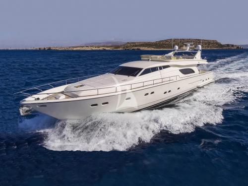Yacht Ferretti 80 Yachtcharter in Gouvia Marina