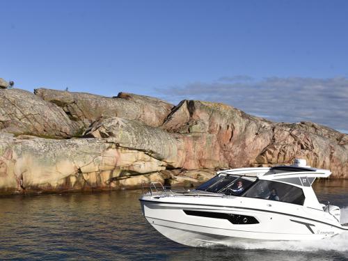 Motoryacht Finnmaster T9 chartern in Seget