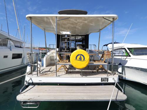 Yacht Futura 40 Grand Horizon for charter in ACI Marina Vodice