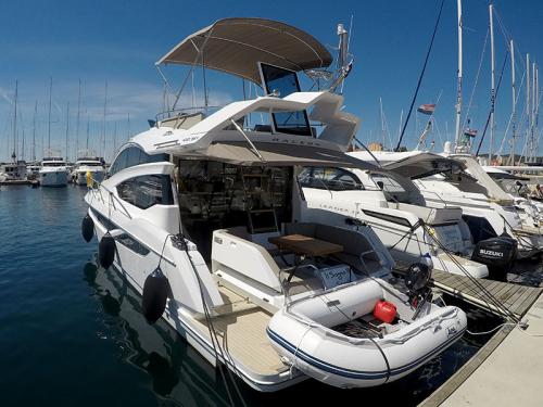 Motoryacht Galeon 430 HTS chartern in Sibenik