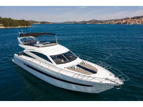Motorboot Galeon 640 Fly chartern in Marina Mandalina