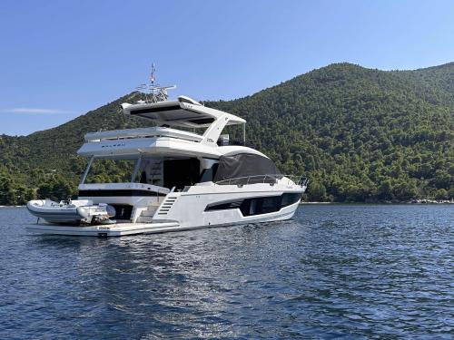 Motoryacht Galeon 680 Fly chartern in Dubrovnik