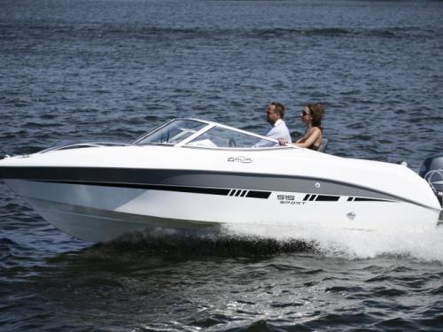 Yacht Galia 515 Bowrider available for charter in Hamburg