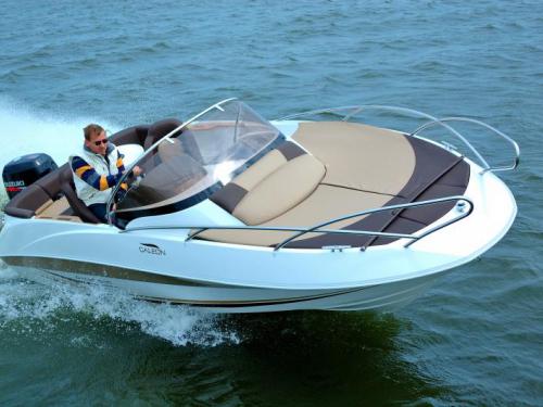 Motorboat Galia 520 for rent in Marina BZH Bootszentrum