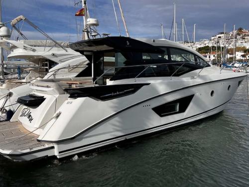 Motoryacht Gran Turismo 50 Yachtcharter in Palma