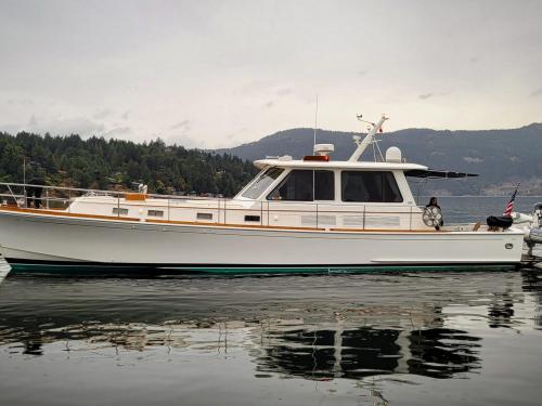 Motor yacht Grand Banks 54 for charter in Bellingham Marina
