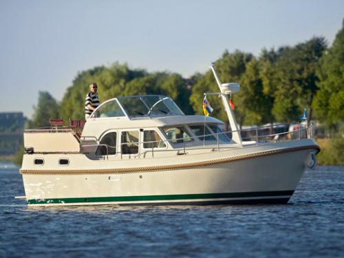 Motoryacht Grand Sturdy 29.9 AC Yachtcharter in Marina Neuhof