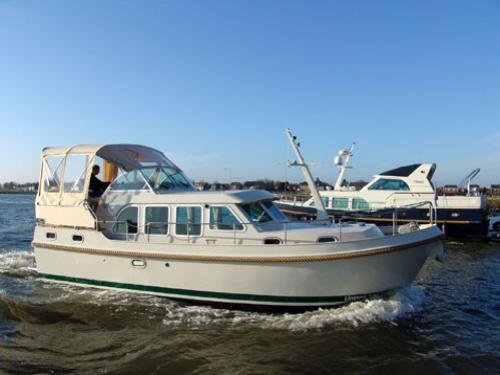 Yacht Grand Sturdy 33.9 AC for charter in Trogir