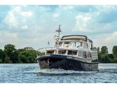 Motor yacht Grand Sturdy 450 for rent in Kinrooi