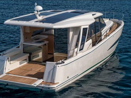 Motorboot Greenline 39 Hybrid chartern in Marina Kornati