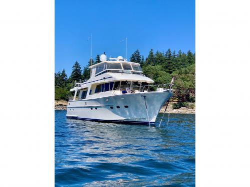 Yacht Hampton 65 for hire in Bellingham