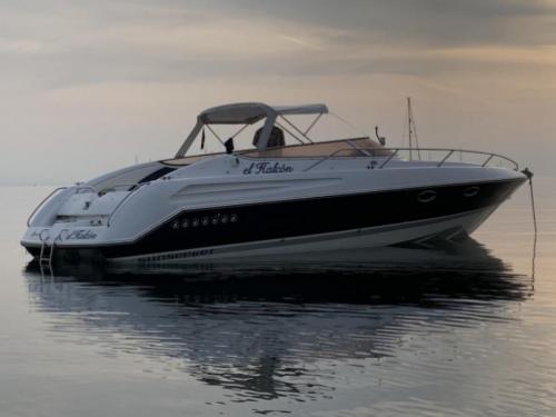 Motorboot Hawk 31 chartern in ACI Marina Split