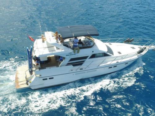 Motorboot Horizon 56 Yachtcharter in Nanny Cay Town