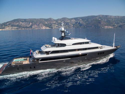 Yacht Icon 225 for hire in Saint Mandrier sur Mer