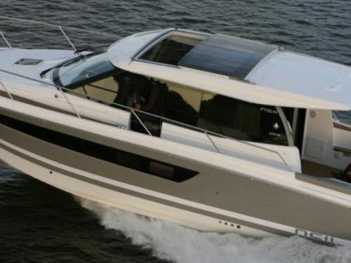 Motor yacht Jeanneau NC 11 for rent in Port Crouesty