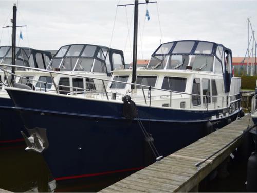 Motor yacht Kotteryacht 12.2 for rent in Woudsend