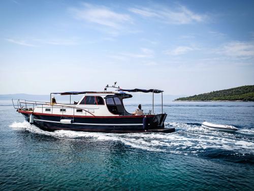 Motorboot Leut chartern in Split