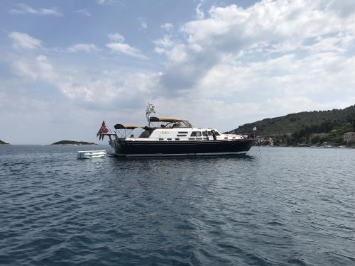 Yacht Little Harbor 60 for hire in Primosten