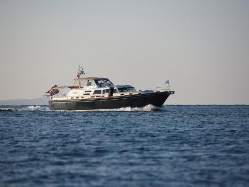 Yacht Little Harbor 60 chartern in Marina Kremik