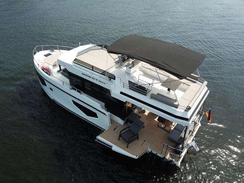 Motoryacht Maestro 42 chartern in Werder