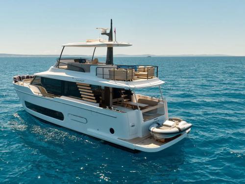 Motor yacht Magellano 60 for rent in Podstrana Motor yacht Magellano 60 for rent in Podstrana