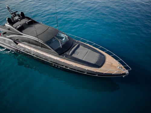 Mangusta 80 Luxury Yacht for charter in Castellammare di Stabia (Italy)