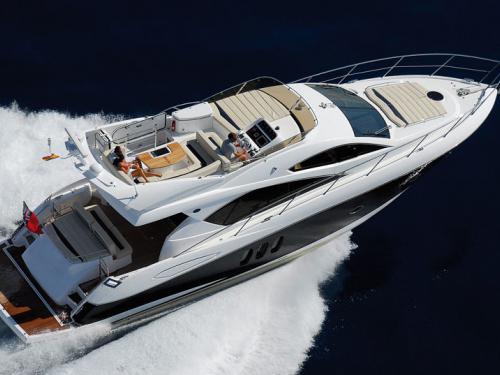 Motorboat Manhattan 52 available for charter in ACI Marina Split
