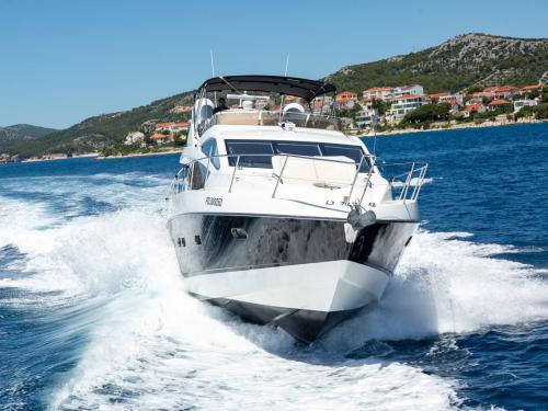 Motoryacht Manhattan 63 chartern in Seget