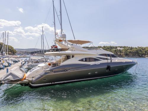 Motoryacht Manhattan 84 Yachtcharter in Split