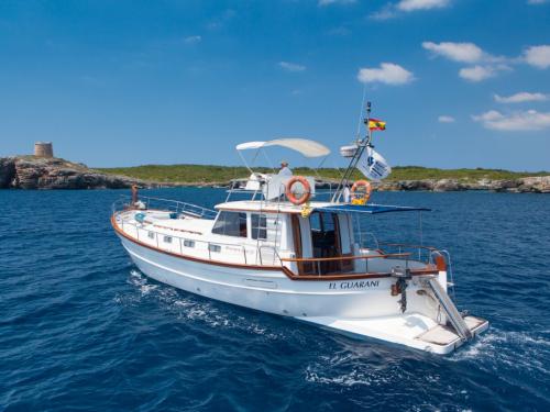 Motor yacht Menorquin 150 for rent in Port de Mahon