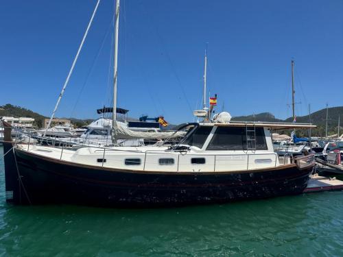 Motorboat Menorquin 160 for rent in Port d Andratx Harbour