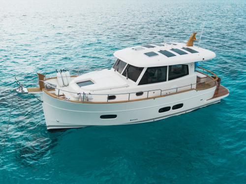Yacht Menorquin 36 available for charter in Sitges