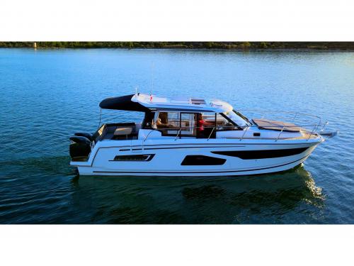 Motorboat Merry Fisher 1095 for rent in Pirovac Motorboat Merry Fisher 1095 for rent in Pirovac